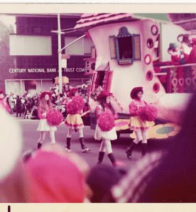 Parade 3